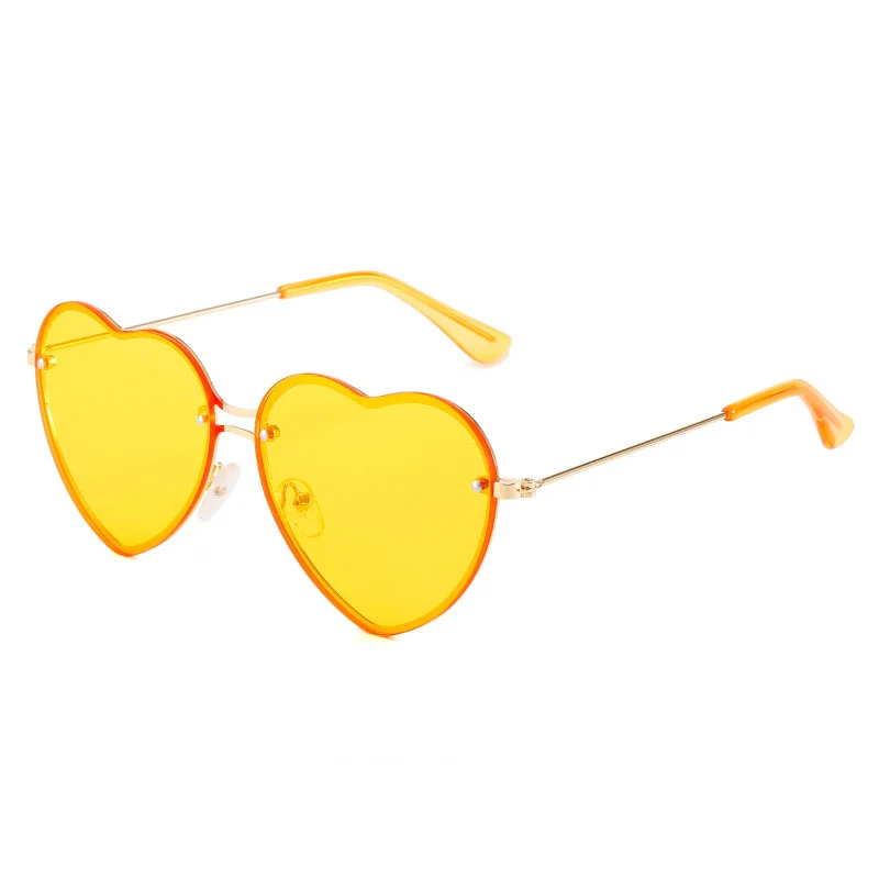 Classic Heart Shaped Sunglasses - Image 12