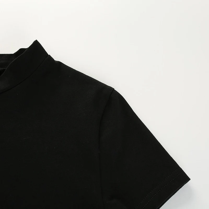 Crop Top T-Shirt Black - Image 19