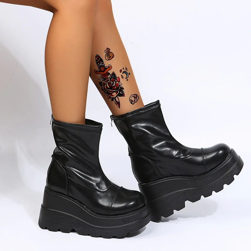Grunge Platform Ankle Boots Black - Image 7