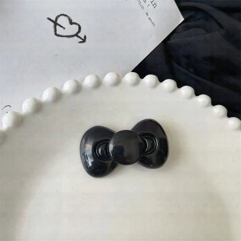 Hello Kitty Bow Hair Clips - Image 4