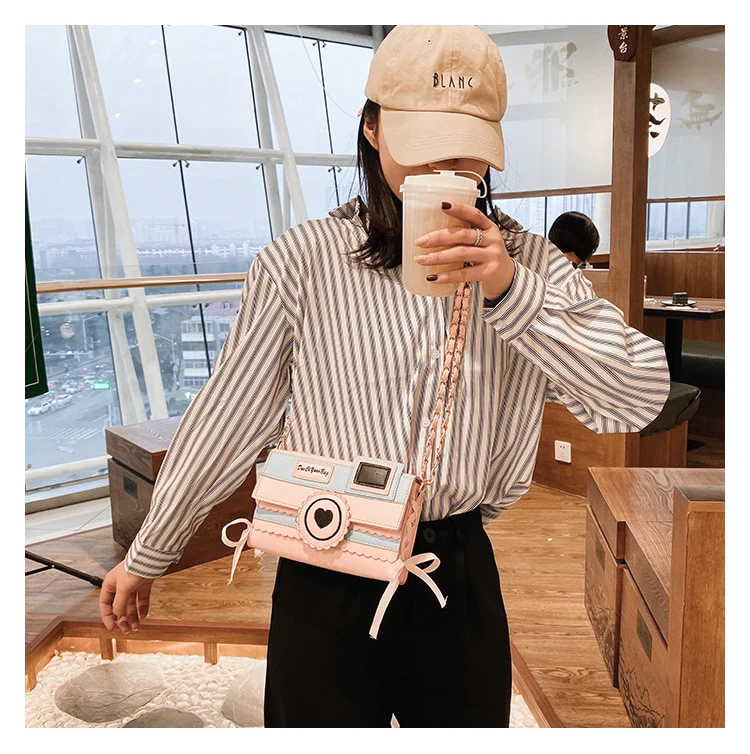 Kawaii Dream Camera Handbag - Image 12