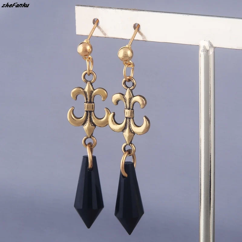 Sailor Moon Black Lady Black Crystal Earrings - Image 6