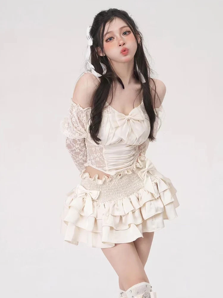Vintage Dollette White Top - Image 7