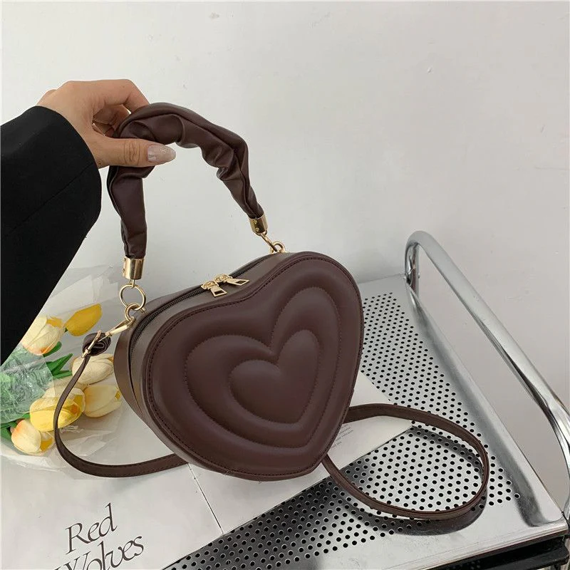 Y2K Aesthetic Retro Vintage Heart Shoulder Bag - Image 4